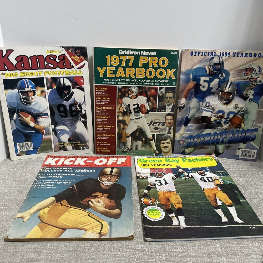 Lot Of 5 Vintage Football Magazines Kick-Off Yearbook